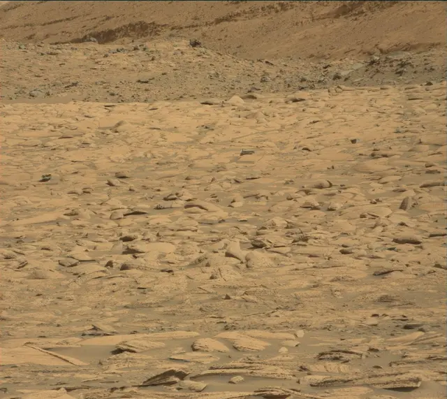 Sol 4037: Mast Camera (Mastcam)