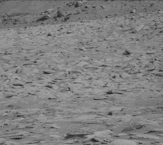 Sol 4037: Mast Camera (Mastcam)