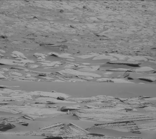 Sol 4037: Mast Camera (Mastcam)