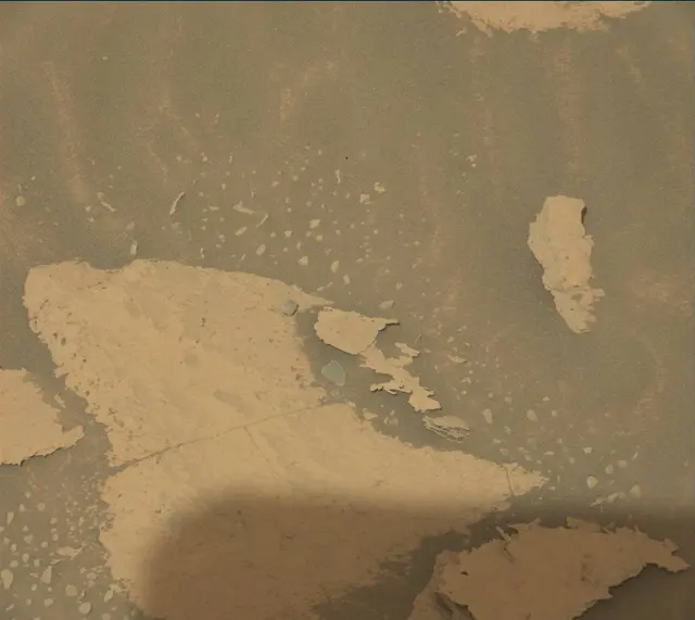 Sol 4037: Mast Camera (Mastcam)