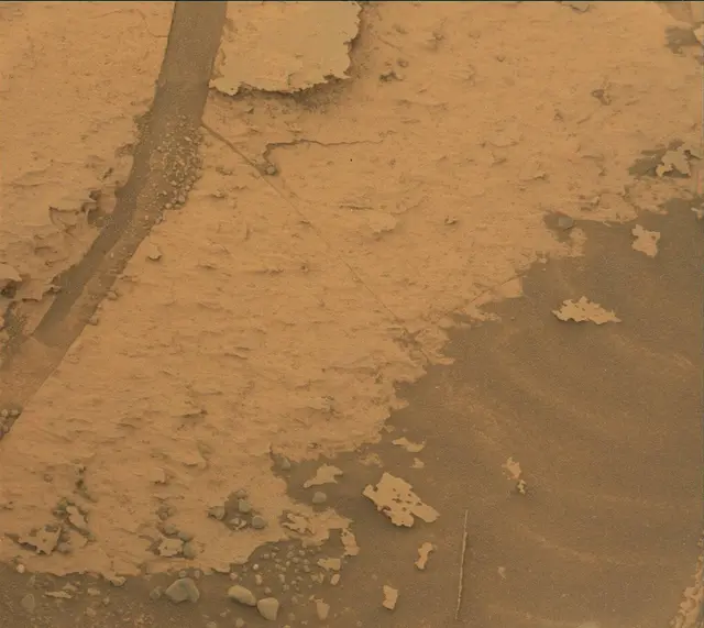 Sol 4037: Mast Camera (Mastcam)