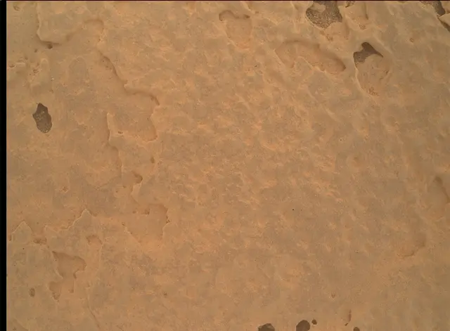 Sol 4037: Mars Hand Lens Imager (MAHLI)
