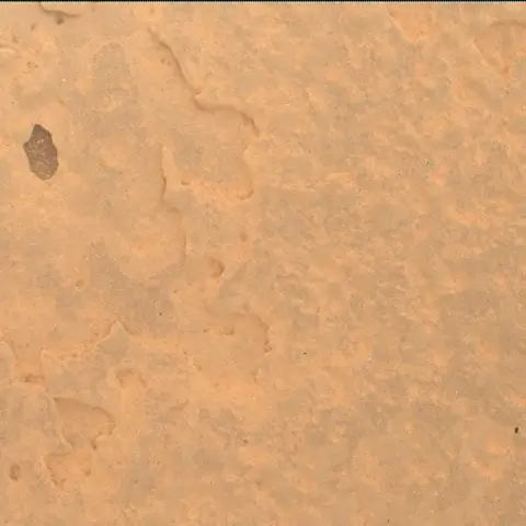 Sol 4037: Mars Hand Lens Imager (MAHLI)