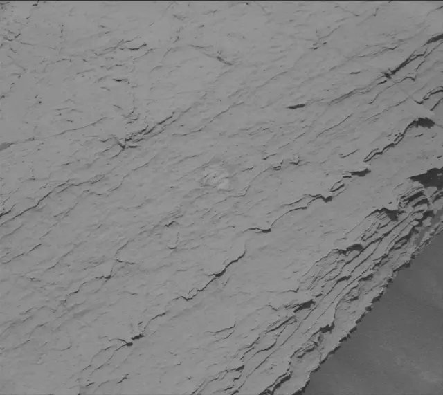 Sol 4039: Mast Camera (Mastcam)