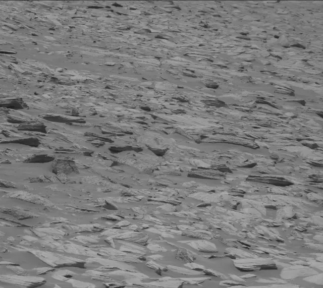Sol 4039: Mast Camera (Mastcam)