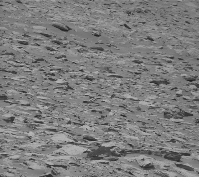 Sol 4039: Mast Camera (Mastcam)