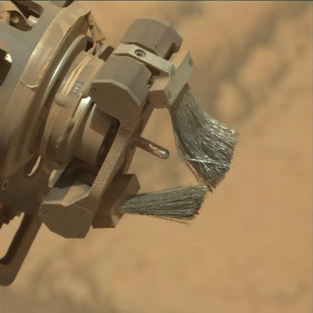 Sol 4039: Mast Camera (Mastcam)