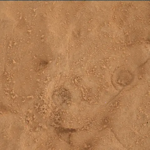 Sol 4039: Mars Hand Lens Imager (MAHLI)