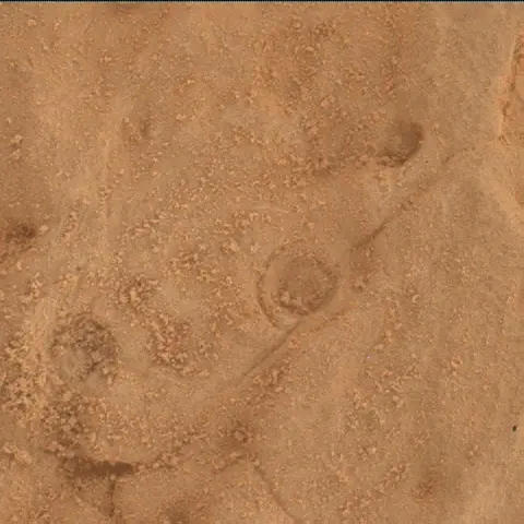 Sol 4039: Mars Hand Lens Imager (MAHLI)