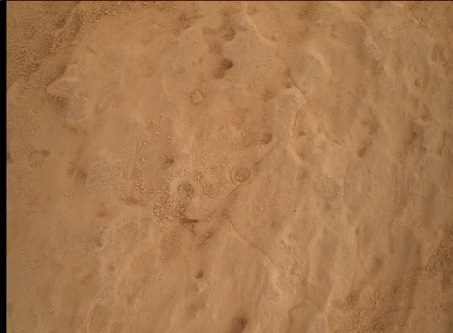 Sol 4039: Mars Hand Lens Imager (MAHLI)