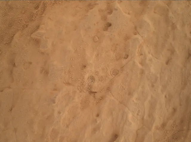 Sol 4039: Mars Hand Lens Imager (MAHLI)