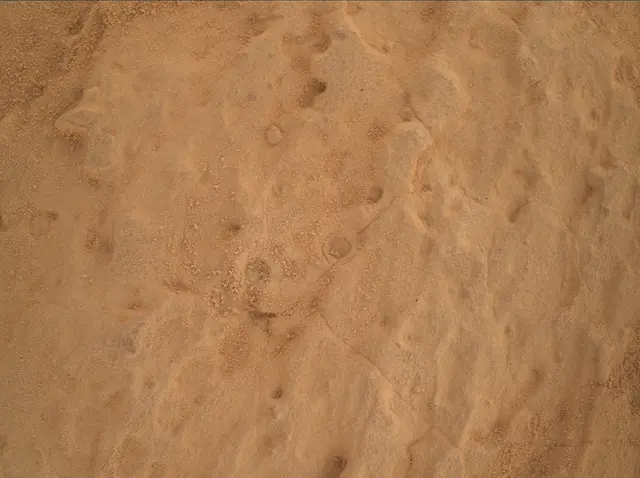 Sol 4039: Mars Hand Lens Imager (MAHLI)