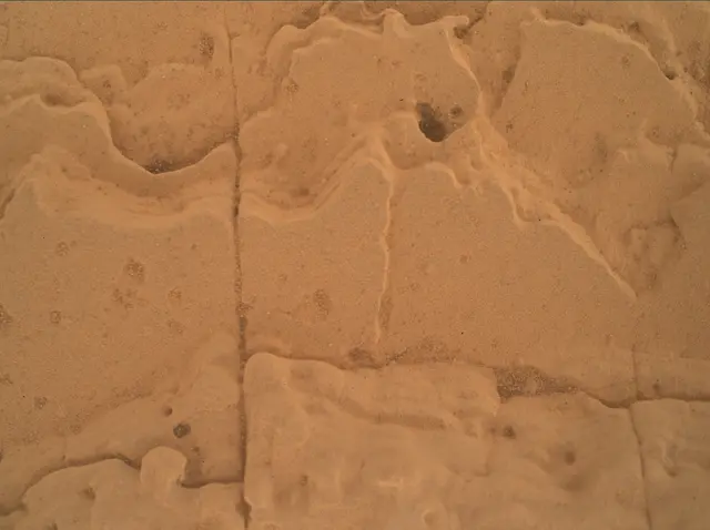 Sol 4039: Mars Hand Lens Imager (MAHLI)