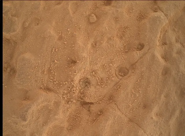 Sol 4039: Mars Hand Lens Imager (MAHLI)