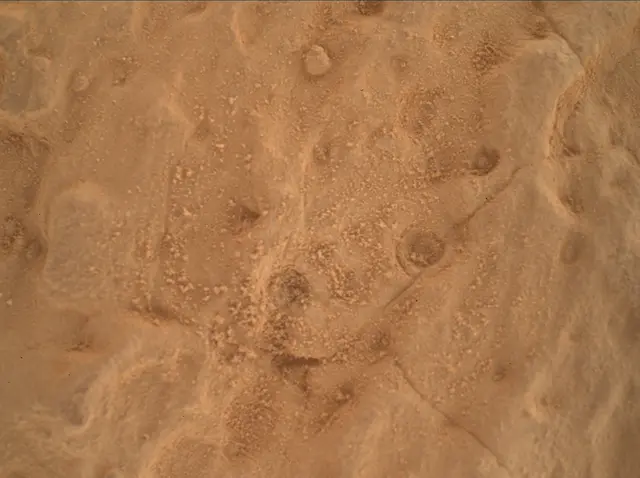 Sol 4039: Mars Hand Lens Imager (MAHLI)
