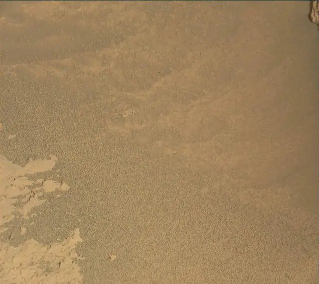 Sol 4040: Mast Camera (Mastcam)