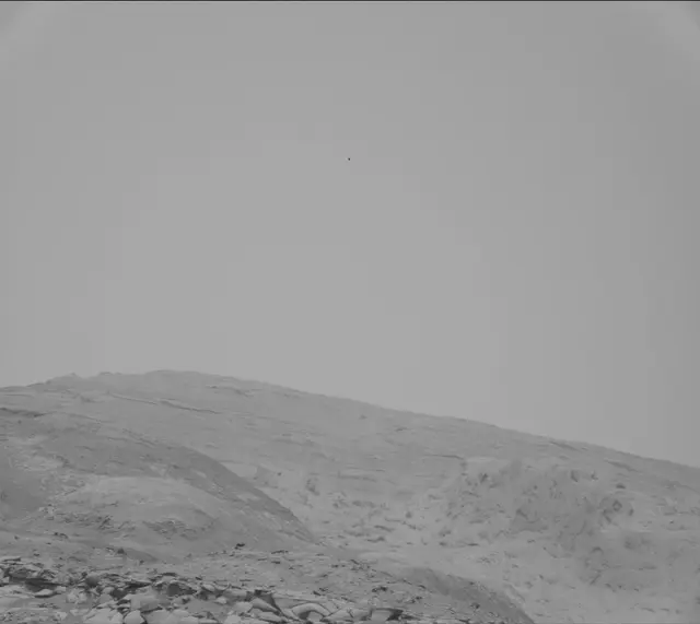 Sol 4041: Mast Camera (Mastcam)