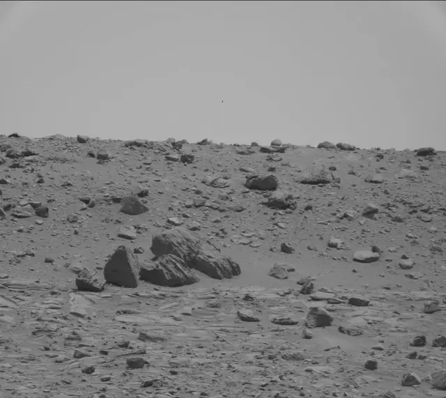 Sol 4041: Mast Camera (Mastcam)