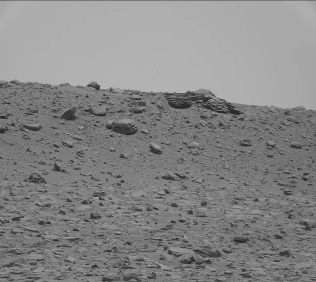 Sol 4041: Mast Camera (Mastcam)