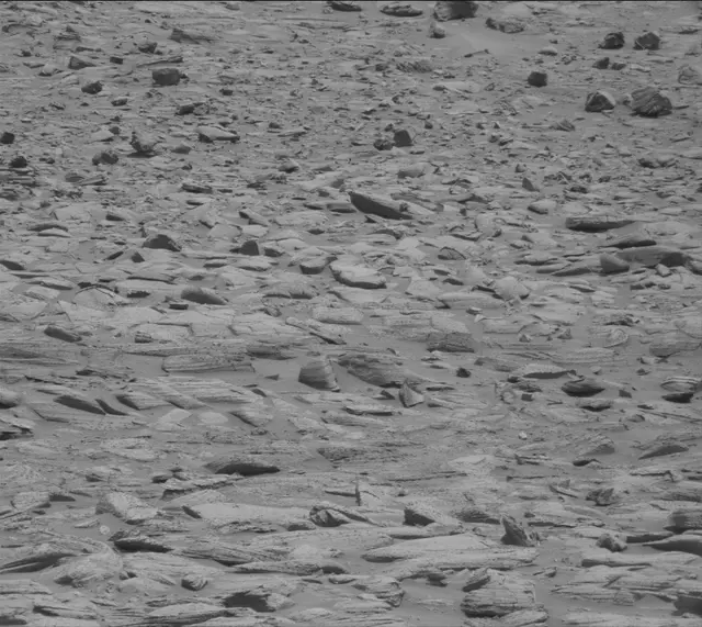 Sol 4041: Mast Camera (Mastcam)