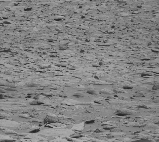 Sol 4041: Mast Camera (Mastcam)