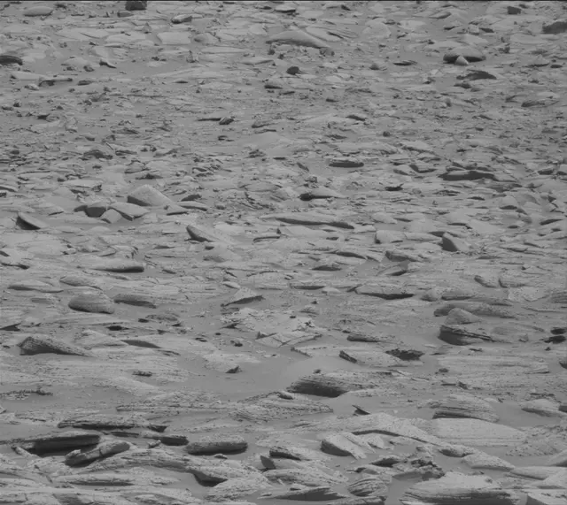 Sol 4041: Mast Camera (Mastcam)