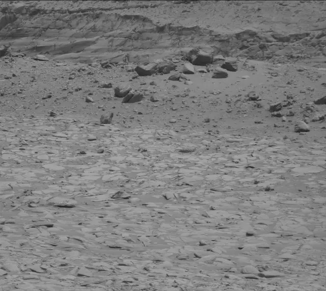Sol 4041: Mast Camera (Mastcam)