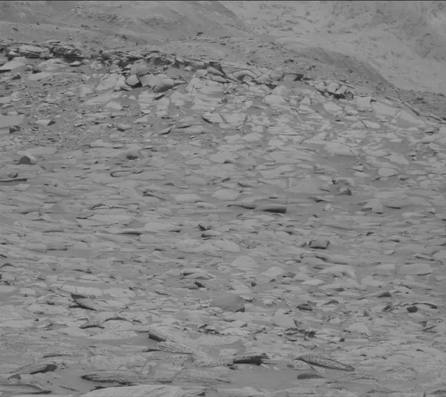 Sol 4041: Mast Camera (Mastcam)