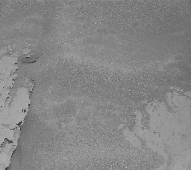 Sol 4041: Mast Camera (Mastcam)