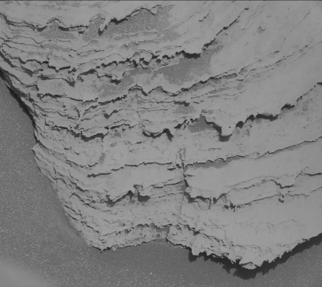 Sol 4041: Mast Camera (Mastcam)