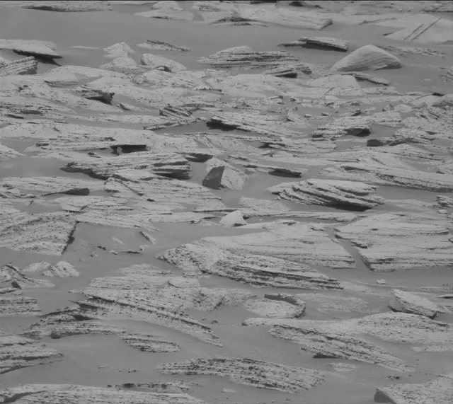 Sol 4042: Mast Camera (Mastcam)