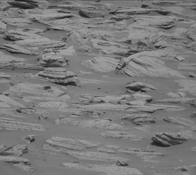Sol 4042: Mast Camera (Mastcam)