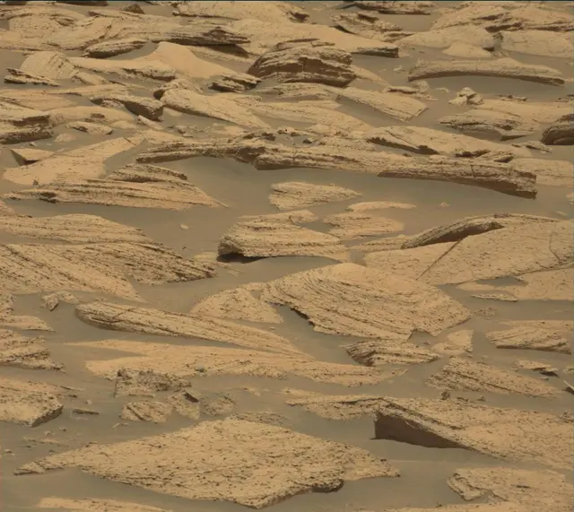 Sol 4042: Mast Camera (Mastcam)