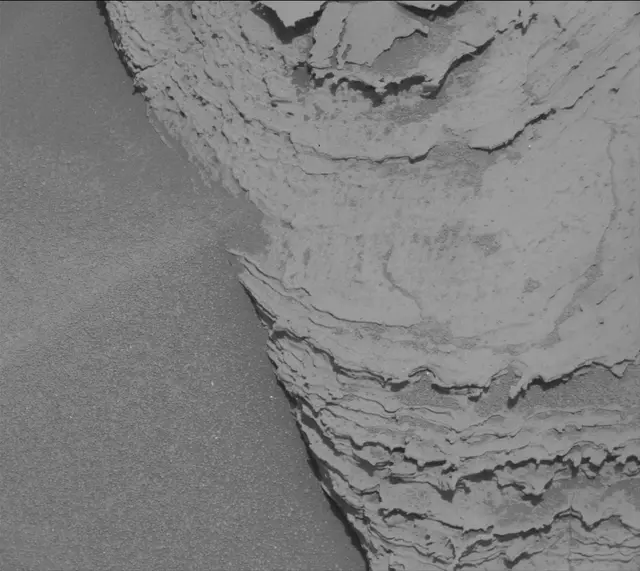 Sol 4042: Mast Camera (Mastcam)