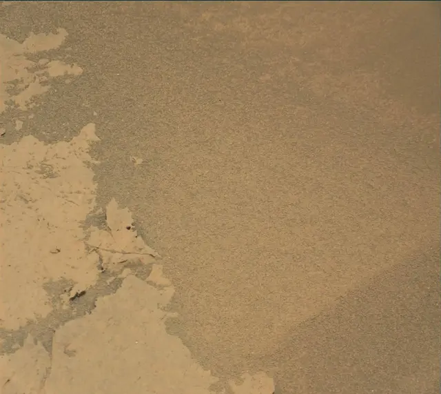 Sol 4042: Mast Camera (Mastcam)