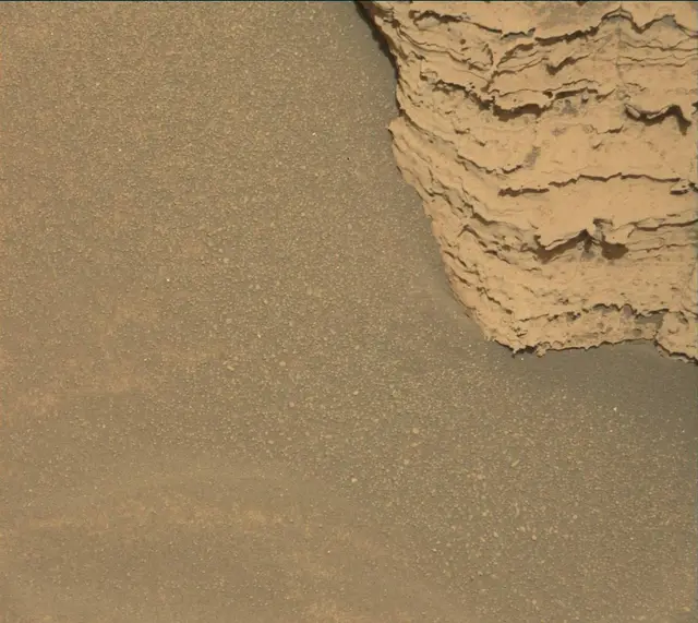 Sol 4042: Mast Camera (Mastcam)