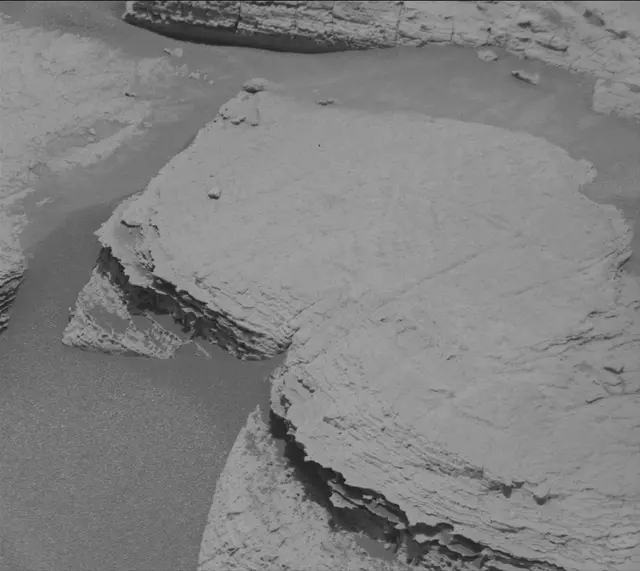 Sol 4043: Mast Camera (Mastcam)