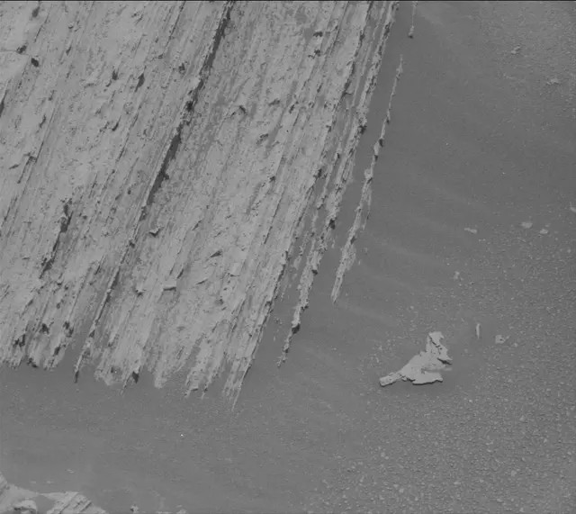 Sol 4043: Mast Camera (Mastcam)