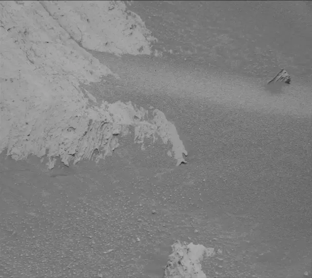 Sol 4043: Mast Camera (Mastcam)