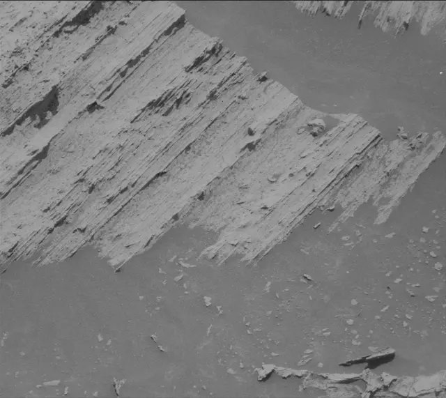 Sol 4043: Mast Camera (Mastcam)