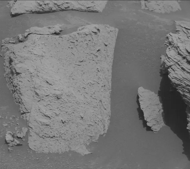 Sol 4043: Mast Camera (Mastcam)
