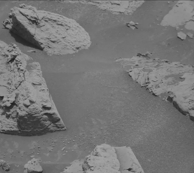 Sol 4043: Mast Camera (Mastcam)