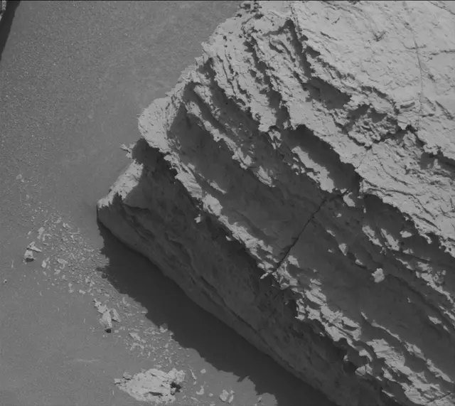 Sol 4043: Mast Camera (Mastcam)