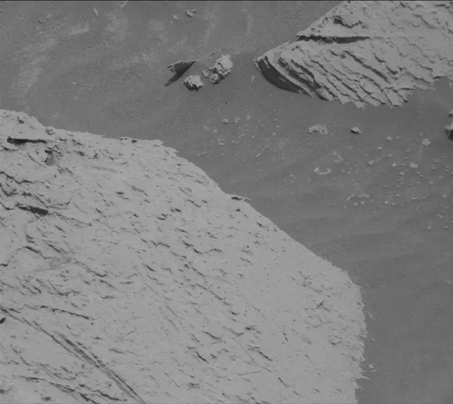 Sol 4043: Mast Camera (Mastcam)