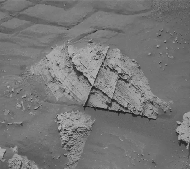 Sol 4043: Mast Camera (Mastcam)