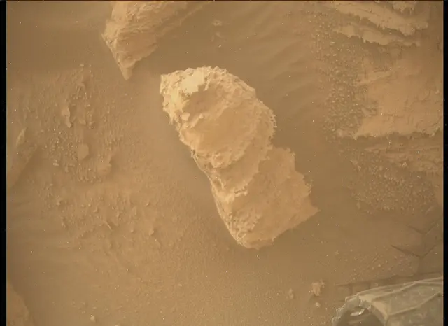 Sol 4044: Mars Descent Imager (MARDI)