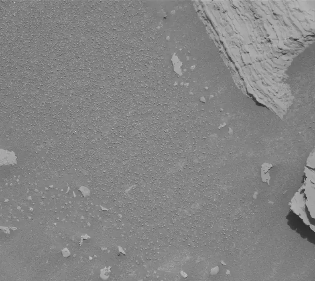 Sol 4049: Mast Camera (Mastcam)