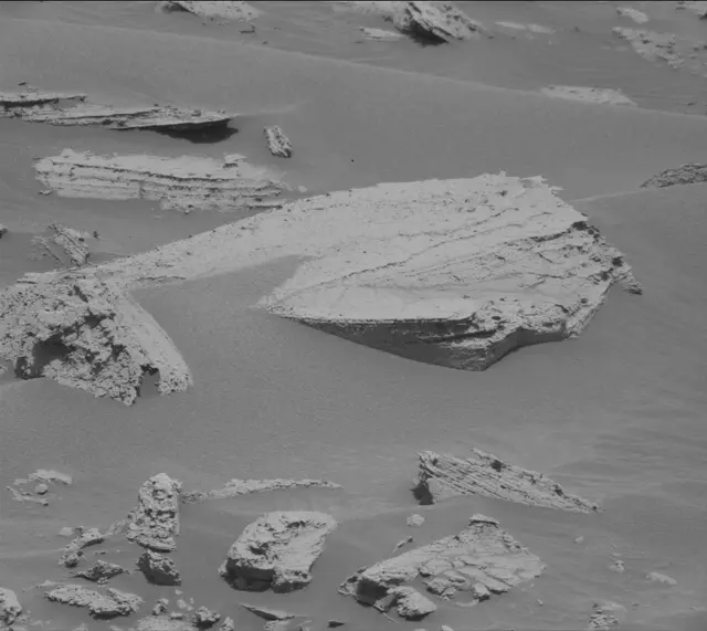 Sol 4049: Mast Camera (Mastcam)
