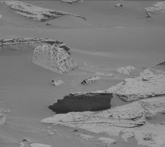 Sol 4049: Mast Camera (Mastcam)