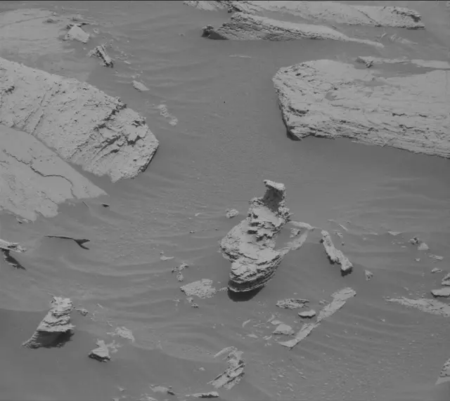 Sol 4049: Mast Camera (Mastcam)